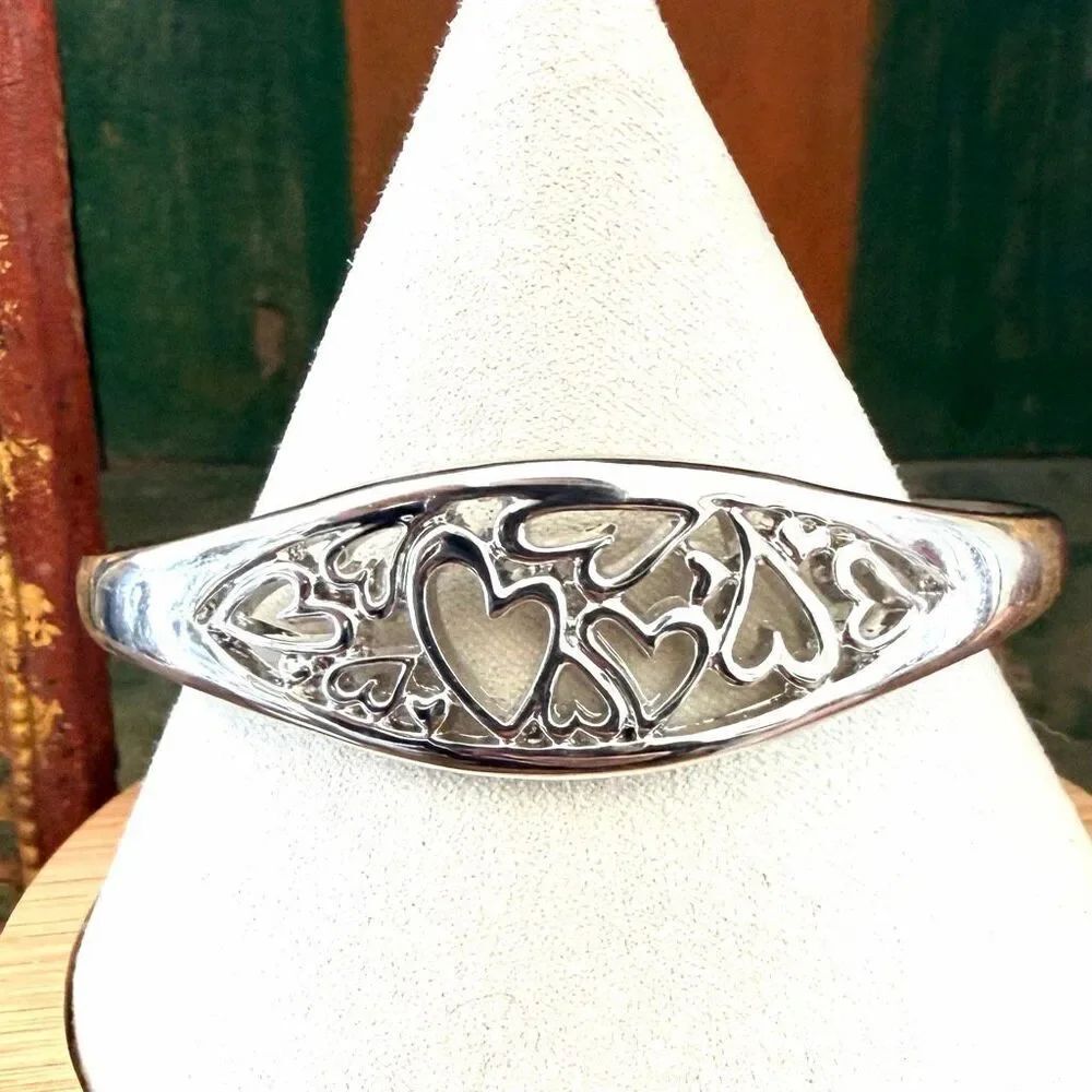 Heart Cutout Cuff Bracelet Engraved “The Love Between a Mother and Daughter Know